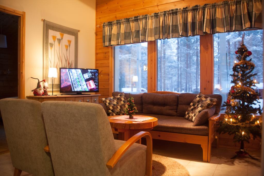 Petaejaekylae Vila Kuusamo Exterior foto